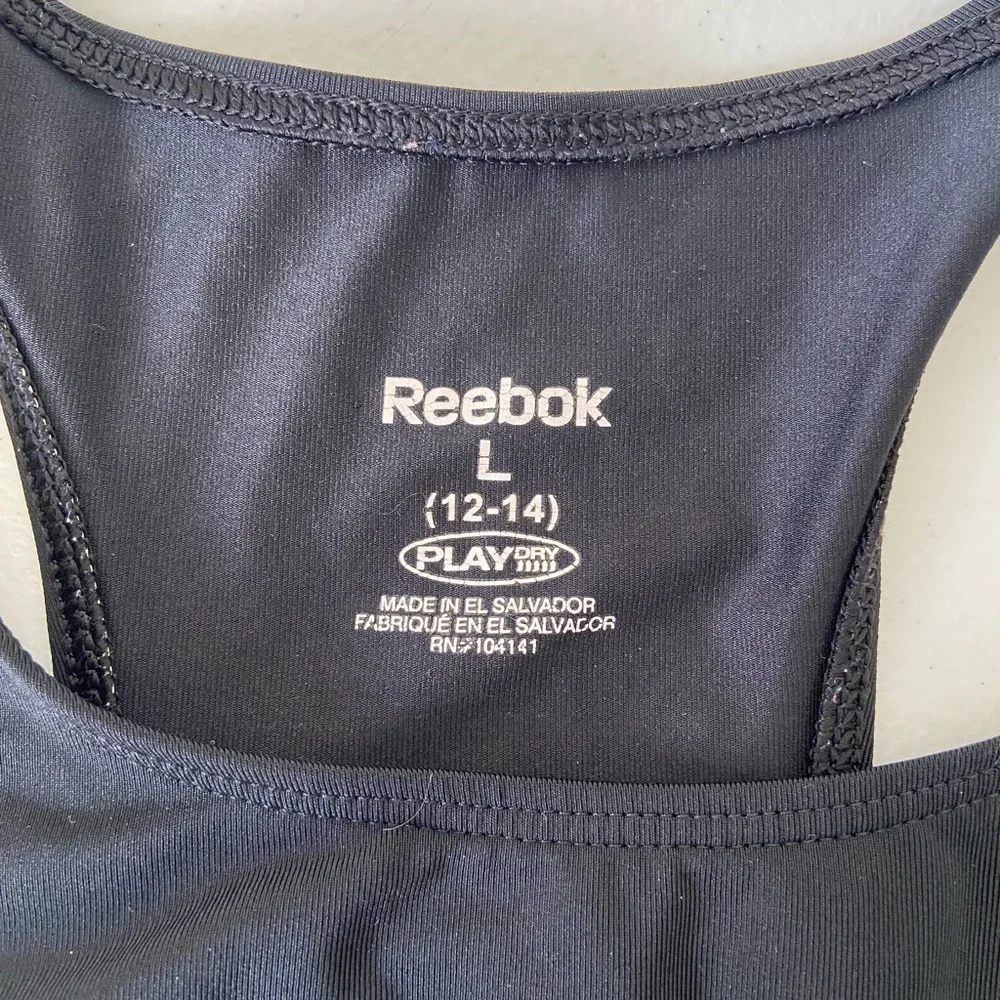 Reebok girl’s solid black racerback‎ nonpadded sports bra activewear large